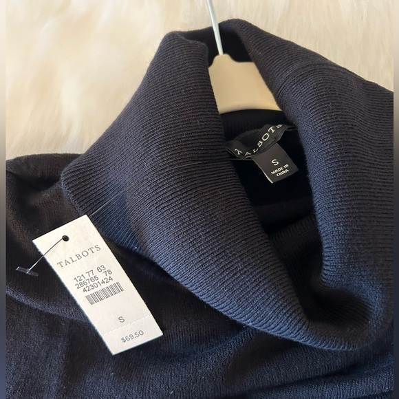 Talbots turtleneck - Picture 4 of 4